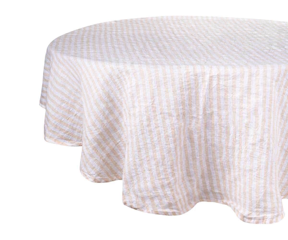 A Beige linen tablecloth for a bold and dramatic effect.