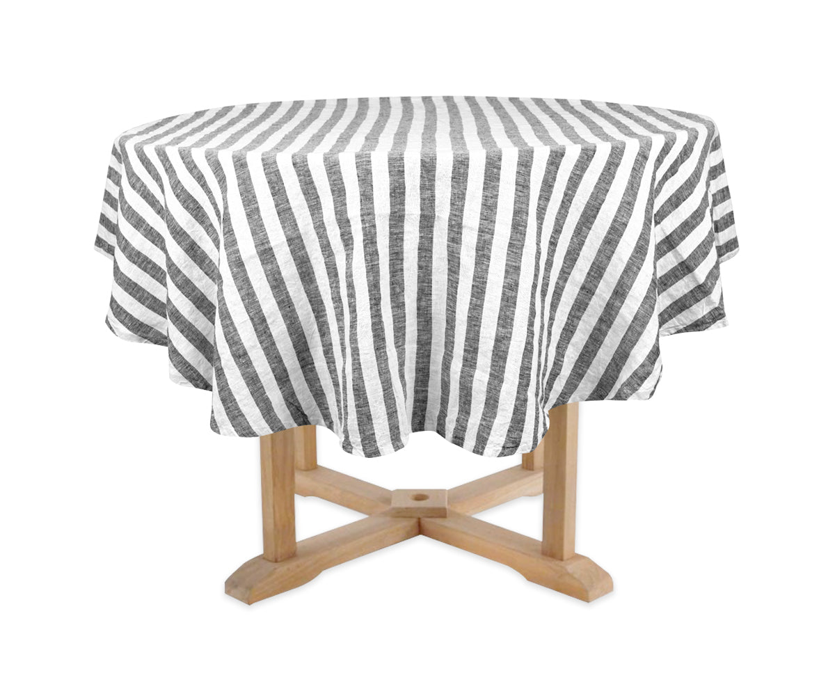 Round linen tablecloth & Pure linen tablecloth, ideal for a rustic and cozy atmosphere.