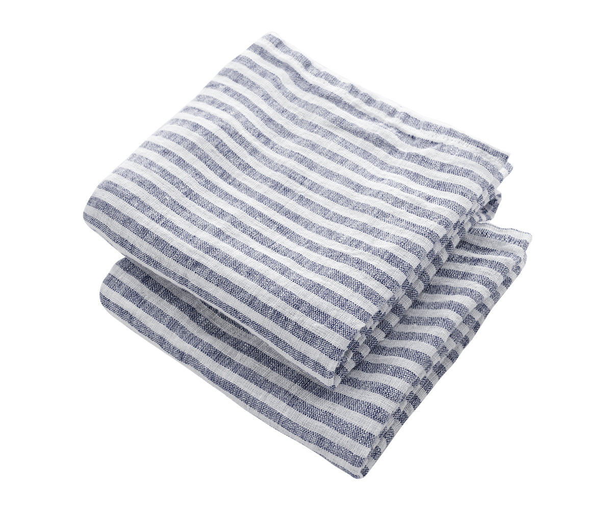 Wrap yourself in the comfort of our large towels, providing ample coverage and a touch of opulence after every use.