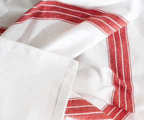 Create a classic and elegant ambiance with versatile Holiday Tablecloths.