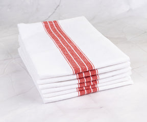 Cotton dinner napkins, soft and durable, offer a comfortable and practical option for your dining experience.
