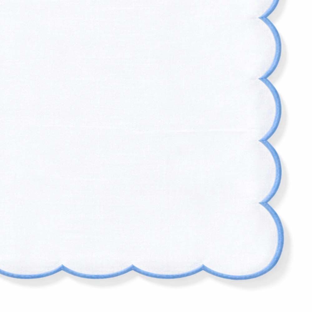 Machine washable cotton cloth napkins with scalloped trim for wedding and event table decor