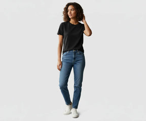 Classic black crew neck women’s t-shirt, slim fit sustainable cotton blend