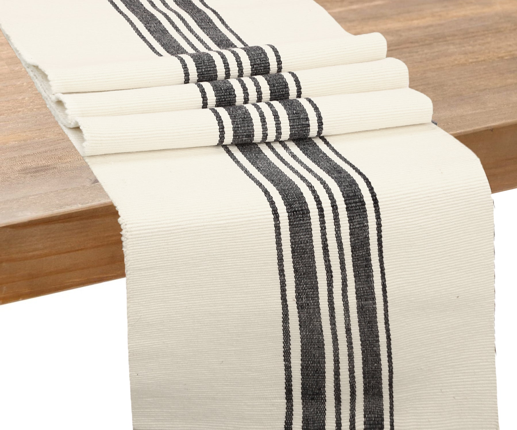 Farmhouse charm with a classic striped table runner.