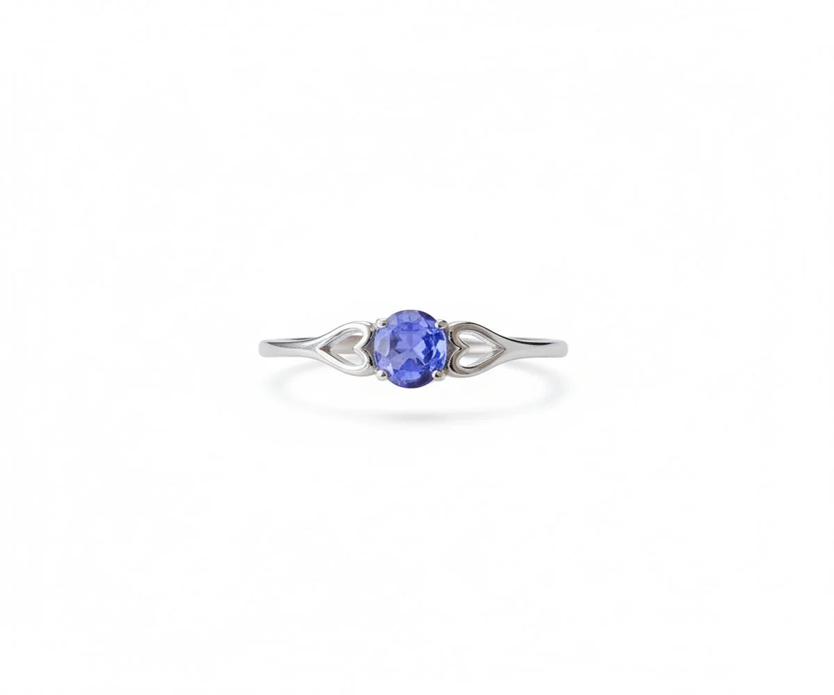 stylish blue gemstone tanzanite ring for special occasions