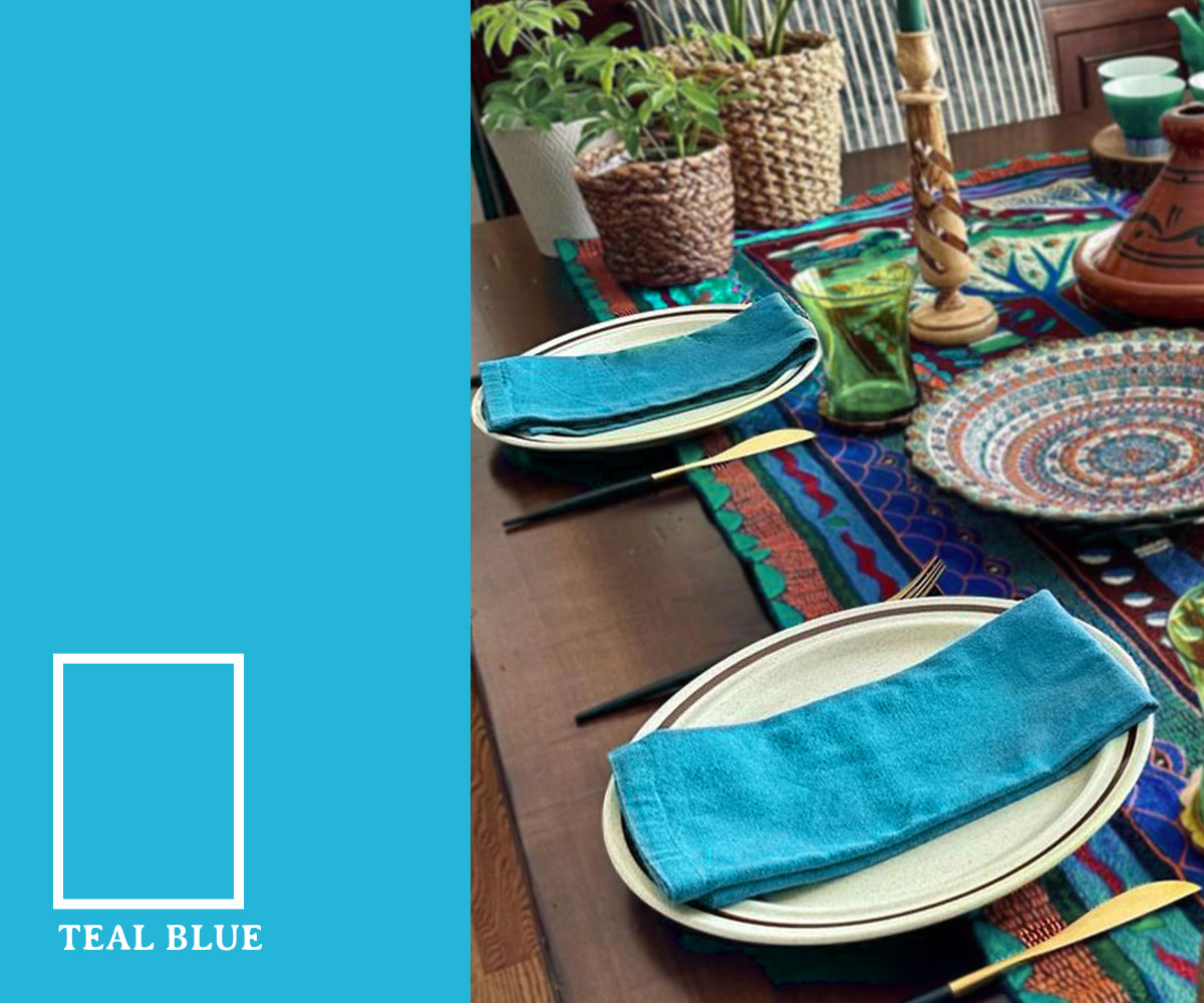 Teal blue napkins for dining table setting