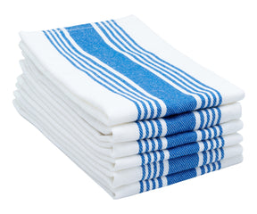 ?White and blue napkins, offering a subtle and natural touch to the dining table.