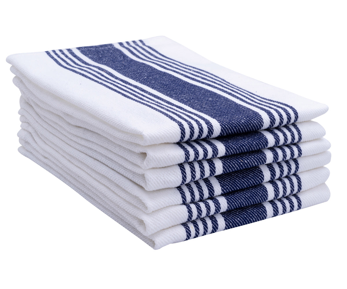 Cloth napkins - Navy blue napkins, offering a subtle and natural touch to the dining table.