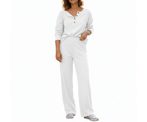 Women’s white linen long sleeve pajama set, soft natural fabric sleepwear with relaxed fit