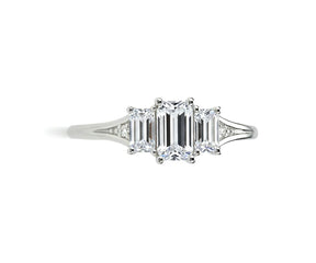 Crystal and zircon ring with clear gemstone and fine detailing
