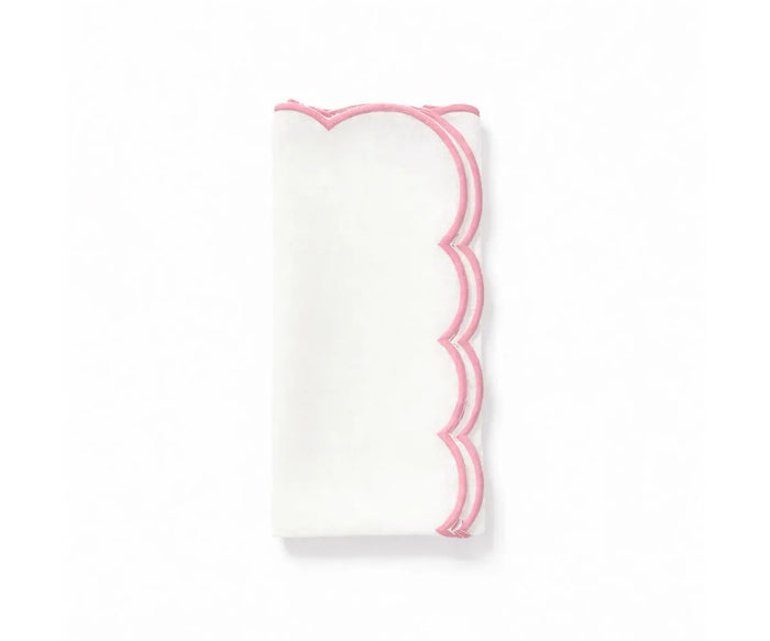 Classic white cotton cloth napkins bulk featuring decorative scalloped trim, eco-friendly reusable napkins for dining tables.