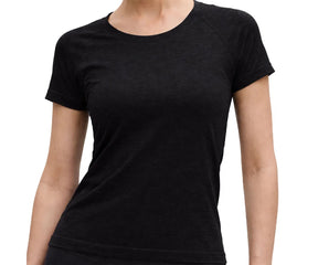 Women’s raglan sports t-shirt with short sleeves, breathable fabric, and flexible fit designed for gym, yoga, and running workouts.