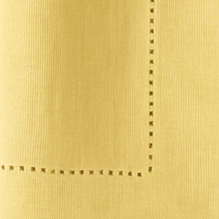 Elegant yellow cloth napkin – reusable, eco-friendly linen napkin for casual meals and special events.