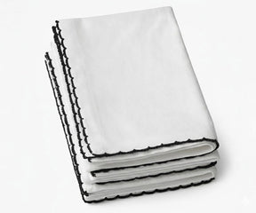 Durable cotton napkin with decorative thread embroidery for table