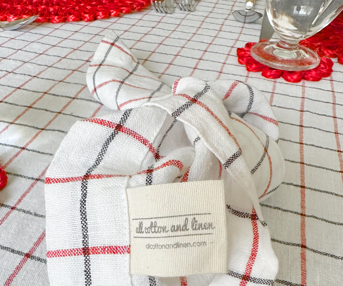 Cloth napkins specifically chosen for weddings, adding elegance to the table setting.