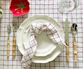 Bulk linen napkins for weddings and events.