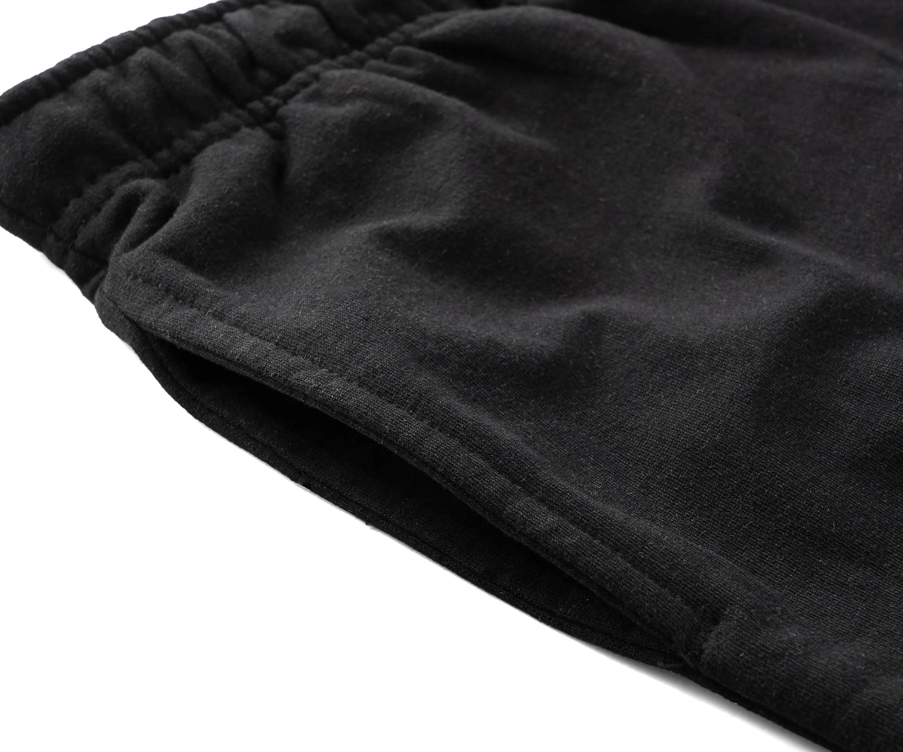Black shorts for men – breathable cotton fabric