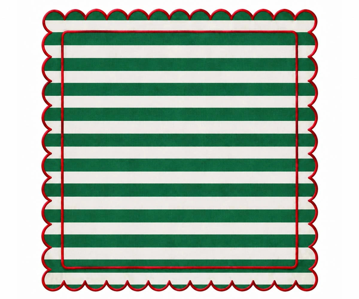 Red and Christmas green scalloped napkin for holiday table decor, decorative reusable fabric dining napkin for traditional Christmas tables,