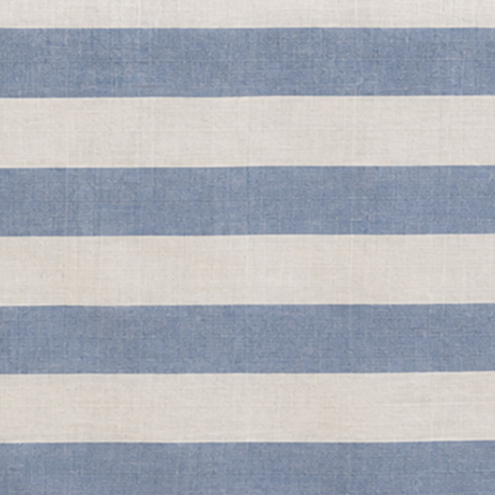 Striped round tablecloth for indoor and outdoor dining