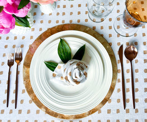 From formal gatherings to casual get-togethers, printed napkins lend a touch of style and flair, effortlessly elevating your table decor.