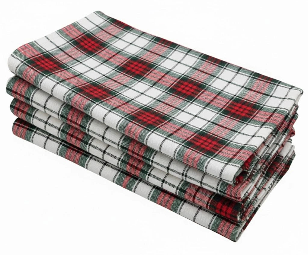 Red and Green Tartan Cotton Napkin – festive plaid dinner napkin for Christmas table décor