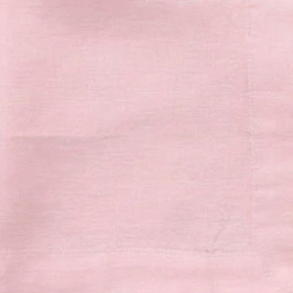 High-quality cotton linen blend napkins perfect for creating refined and coordinated table presentations