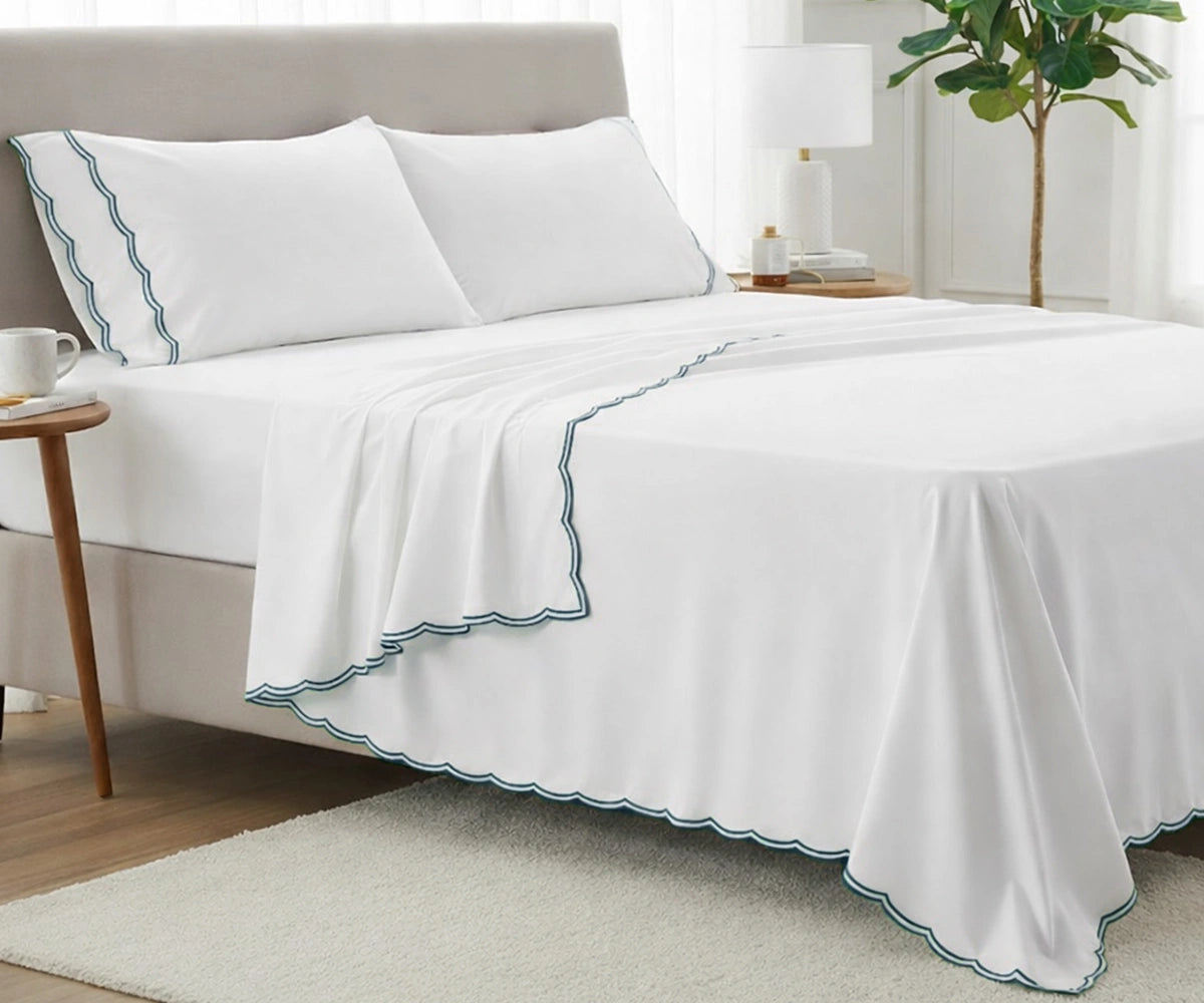 Green scalloped edge bed sheet set in 100% cotton with fitted sheet, flat sheet and pillowcases