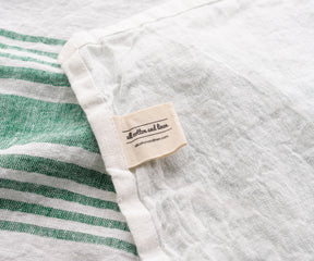 Linen towels: "Soft and durable linen for versatile use