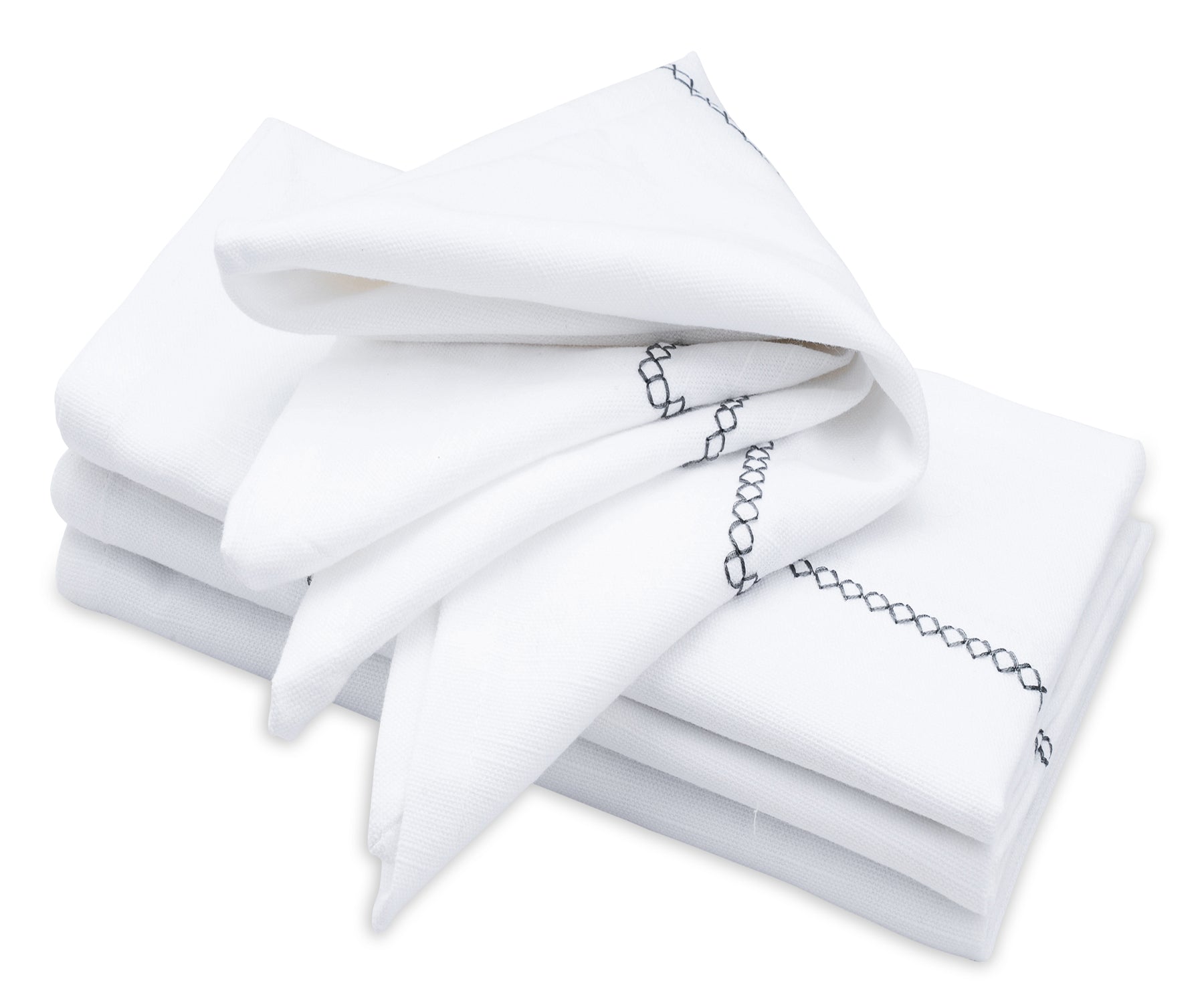Organic cotton napkins offer comfort and practicality, making them suitable for both formal dinners and casual gatherings.