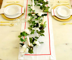 High-quality cotton table runner for weddings and events.