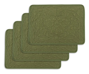 Green quilted placemat made from premium quilt cotton with an elegant floral stitched design, 13x18 inch reusable rectangle table mat for everyday dining.