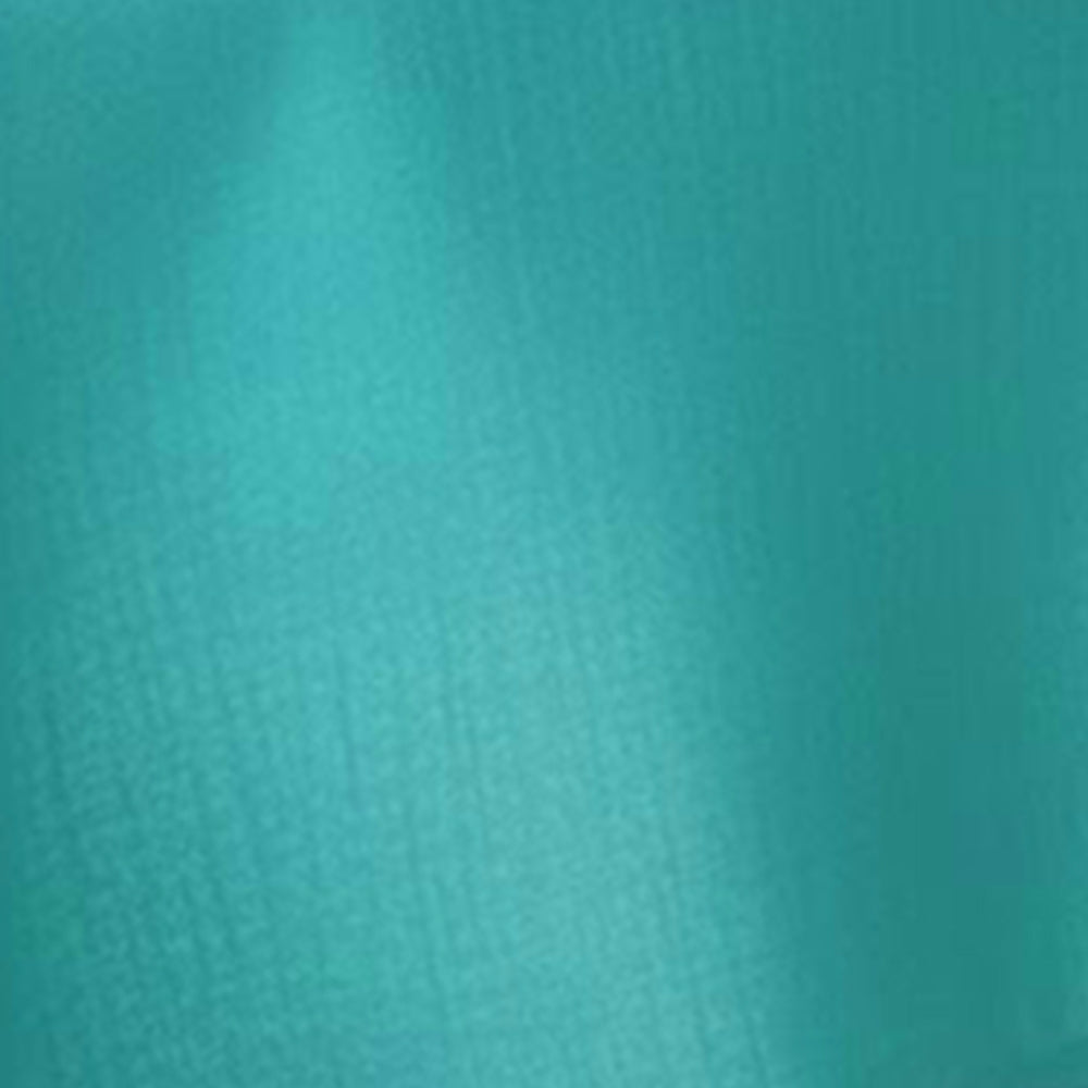 Elegant oval cotton tablecloth with timeless design for dining room décor