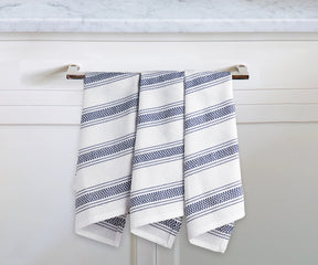 Our farmhouse tea towels are not only functional but also environmentally friendly, made from sustainable materials that prioritize both performance and sustainability. 