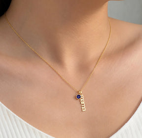 Elegant mama necklace with September sapphire birthstone crafted in personalized gold jewelry style. A timeless sapphire necklace gift for mothers who love custom birthstone accessories.