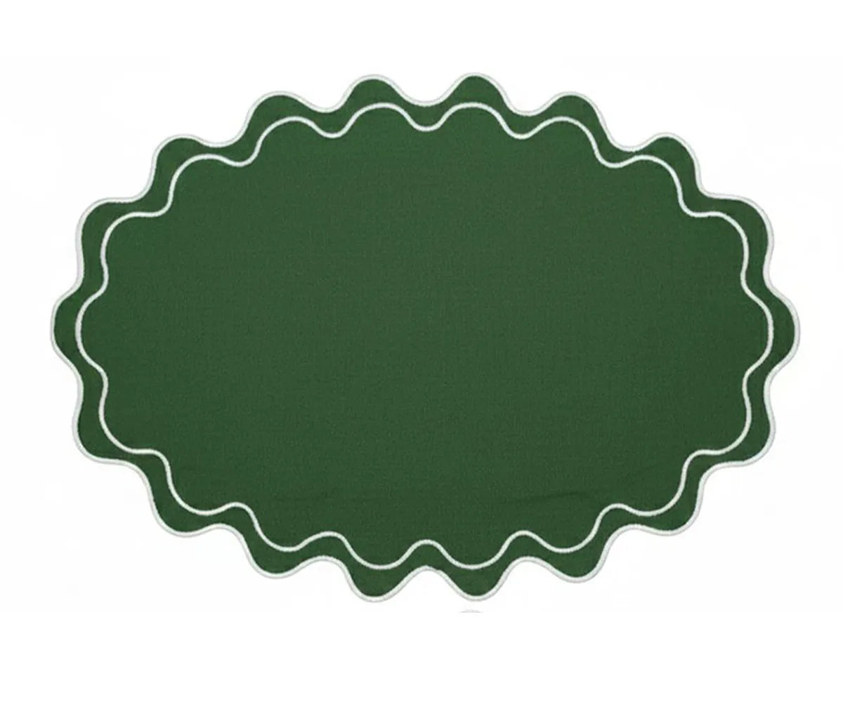 Decorative oval cloth placemat with scalloped detailing, ideal for weddings, restaurants, and special occasions