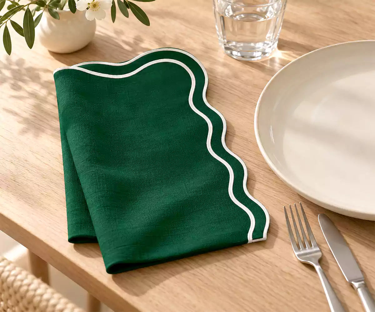 Green and White Napkins - Scalloped