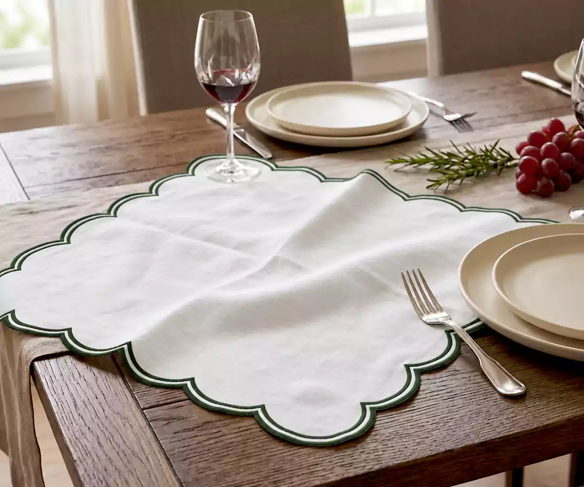 White Napkins With Scalloped Trim