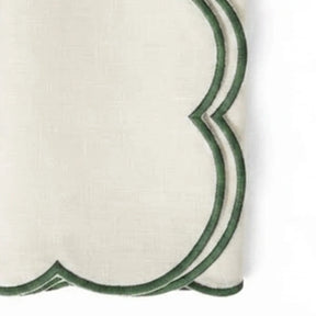 Elegant ivory cotton napkins with green scalloped border, luxury reusable table linens for farmhouse dining tables and festive gatherings