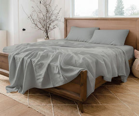 Light grey 100% 100% European flax linen bed sheet set with durable weave for  modern king and queen luxury linen bedding set for clean bedroom décor.
