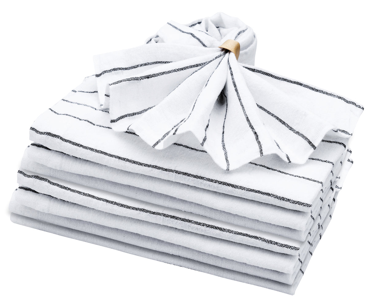 White Napkins: Classic simplicity for every occasion