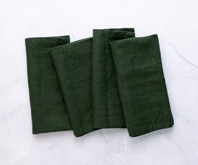 Cloth napkins set of 4, a practical choice for intimate settings, ensuring a coordinated and stylish table appearance.