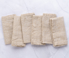 Set of 6 linen napkins, offering a balance of quantity and quality for your versatile needs.