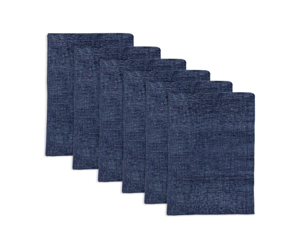 Cloth napkins set of 6, providing flexibility for larger gatherings, add an extra layer of elegance to your table.