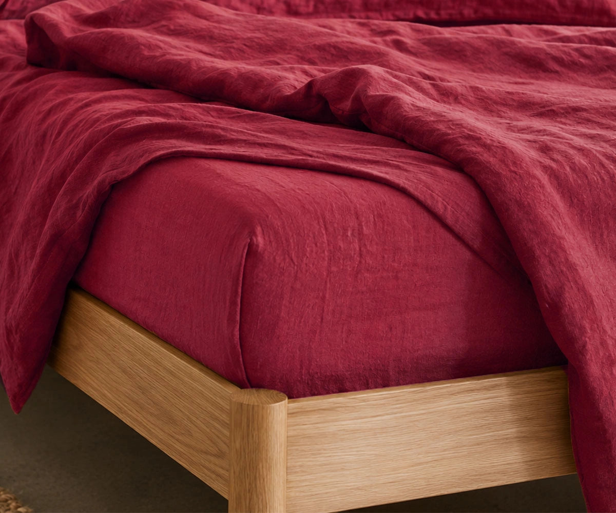 Cherry red sheet set in soft breathable linen bedding for queen bed, luxury queen linen sheet set with deep pocket fitted sheet for cozy modern bedroom decor