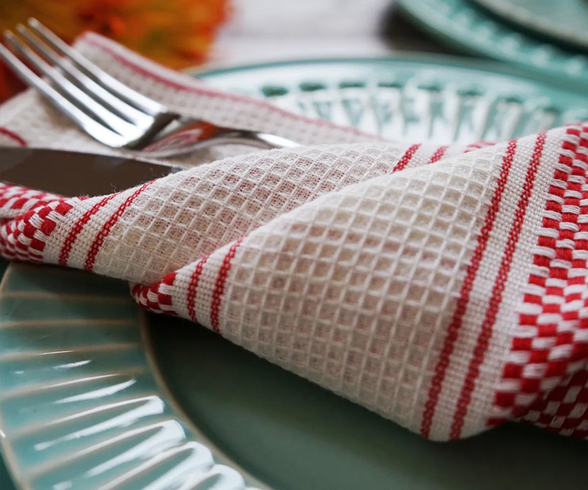 Enhance your kitchen decor and bring a sense of charm to your home with our beautifully designed striped dish towels.