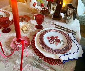 Linen dinner napkins in a soothing light blue shade, enhancing your table decor.