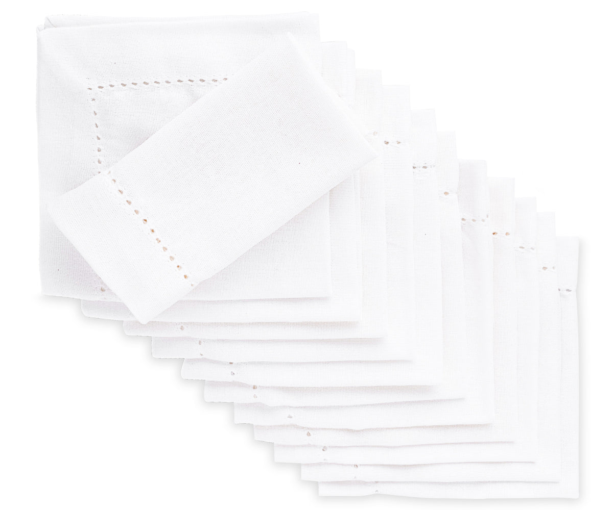 Complete your table setting with elegant Cloth Table Napkins.