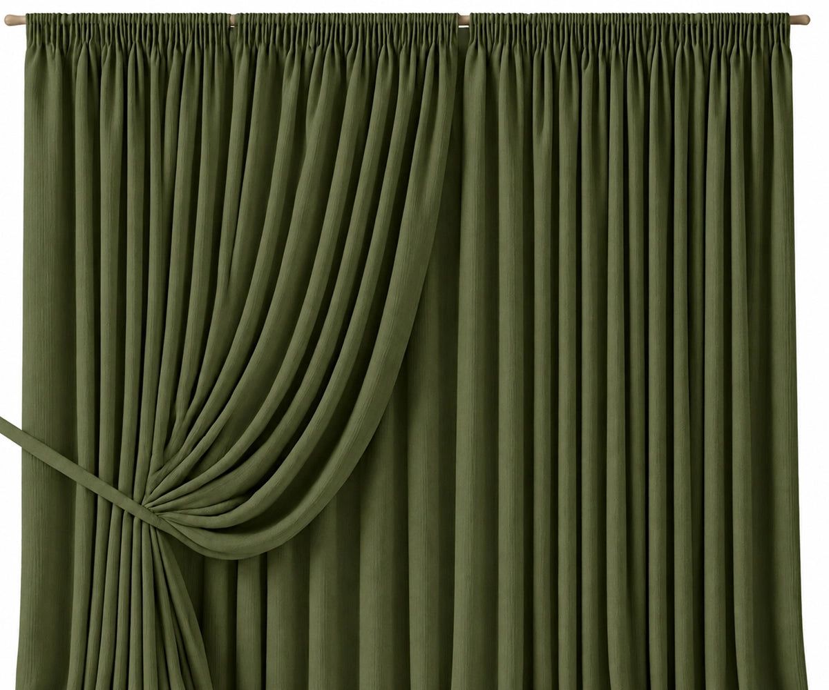 Forest Green 100% Cotton Blackout Curtain Panel with Liner for Bedroom
Light blocking privacy window curtain for restful sleep and elegant home decor.