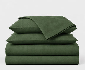 Deep forest green linen bedding set made from 100% European flax for a luxury bedroom feel, green bedding washed linen bedspread stonewashed sheets