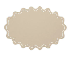 High-quality cotton oval placemat with elegant scalloped borders, perfect for weddings and seasonal tables